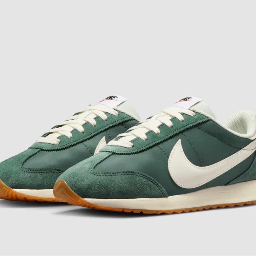 Nike Pacific Retro Sneakers - Women’s Size 7.5